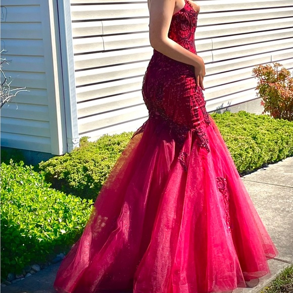 Formal prom/homecoming dress - Picture 3 of 5